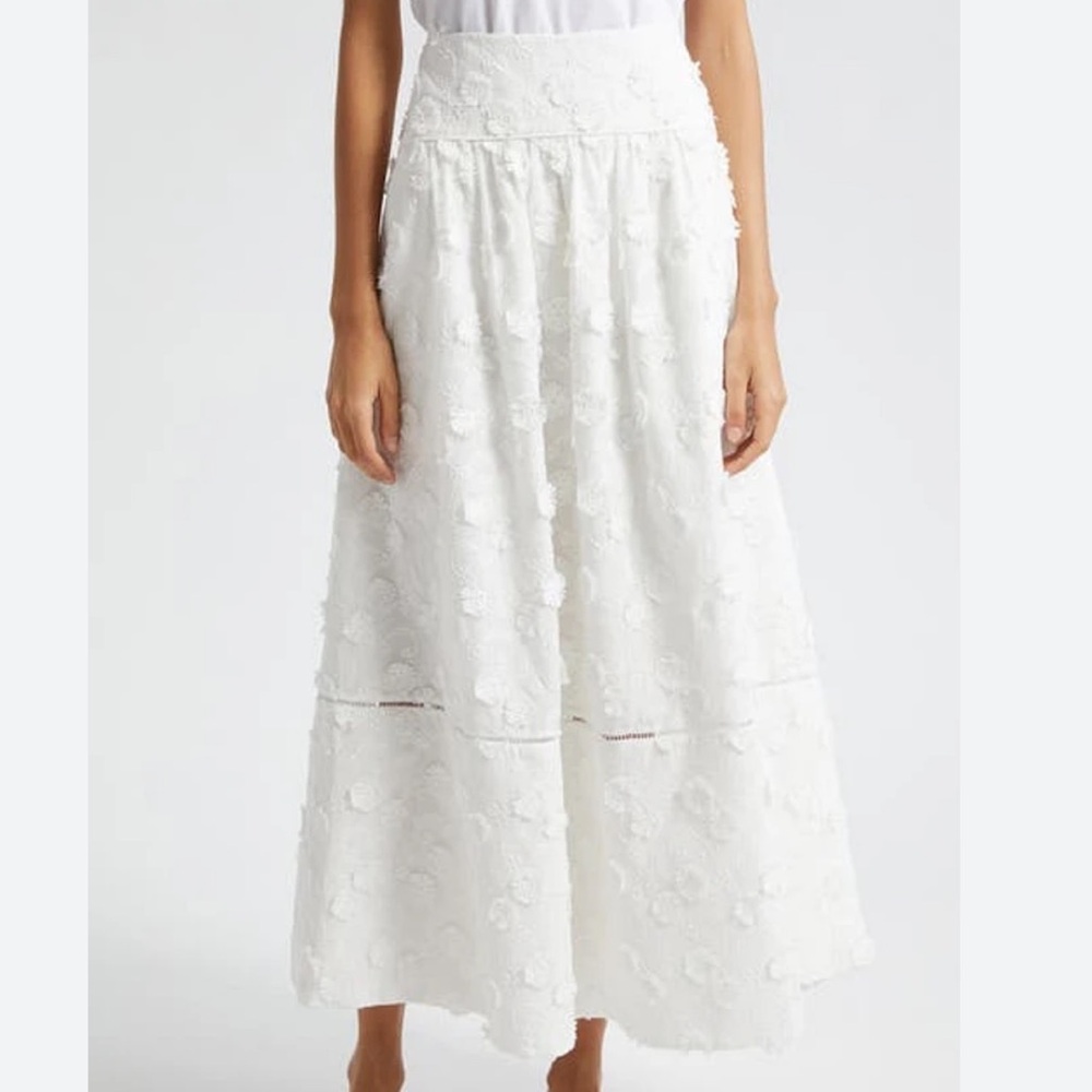 FARM Rio Off-White 3D Flower Midi/ Maxi Skirt. New without tags.